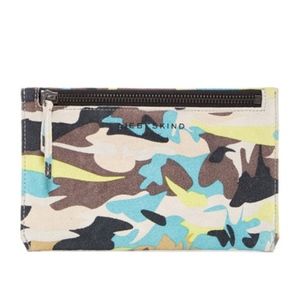 LIEBESKIND Berlin Suede Camo Pouch Blood Red Camo
